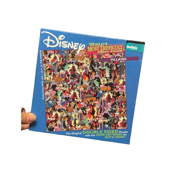 Disney Double Sided Villains and Winnie the Pooh Puzzles Set of 2, NIB - Picture 2 of 9